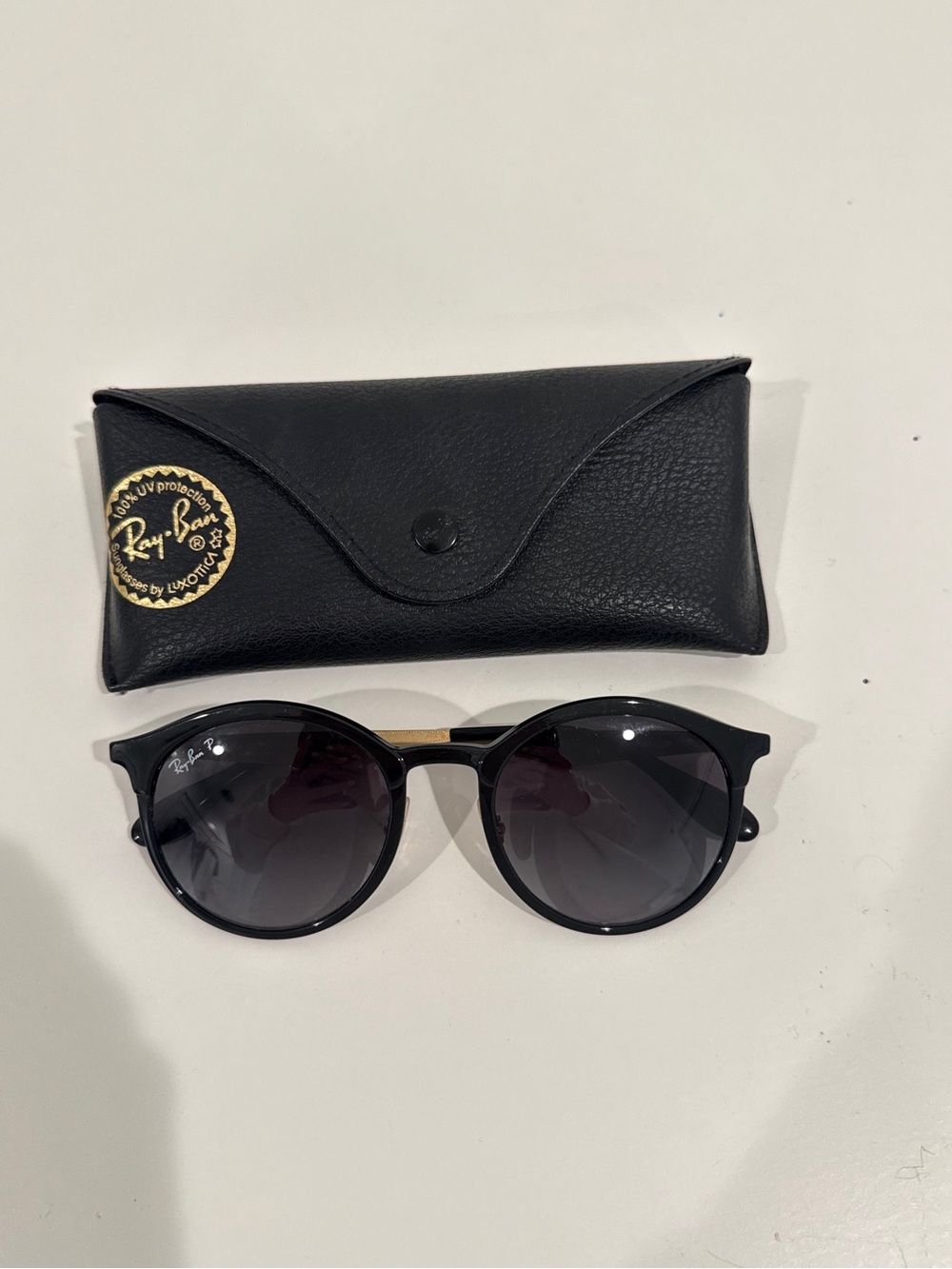 Ray-Ban Women's Black Round Sunglasses with Gradient Lenses
